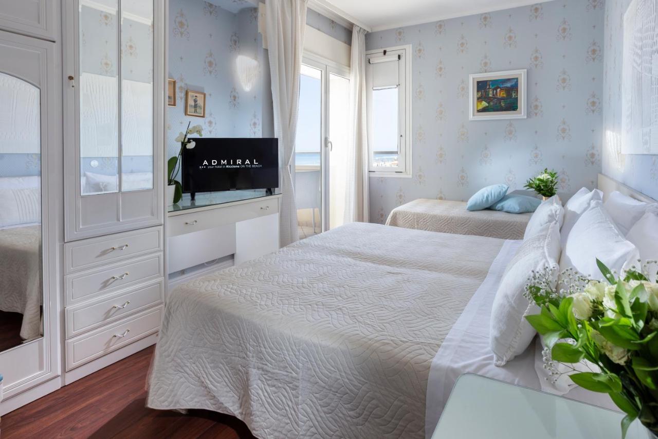 Hotel Admiral - On The Beach Riccione Exterior foto