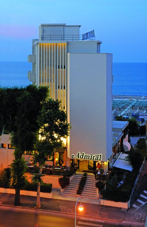 Hotel Admiral - On The Beach Riccione Exterior foto